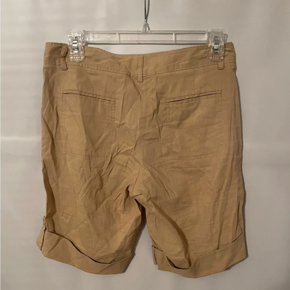 Theory Linen Bermuda Shorts - Picture 3 of 3